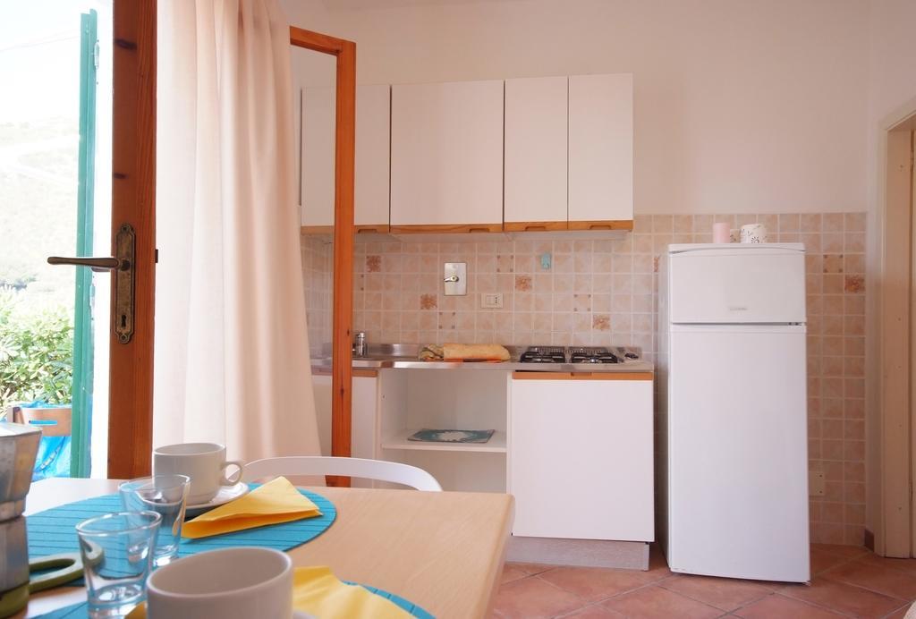 Casa Vacanze Dino Apartment Каполивери Екстериор снимка