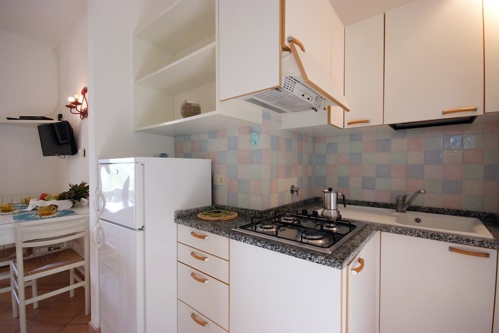 Casa Vacanze Dino Apartment Каполивери Екстериор снимка