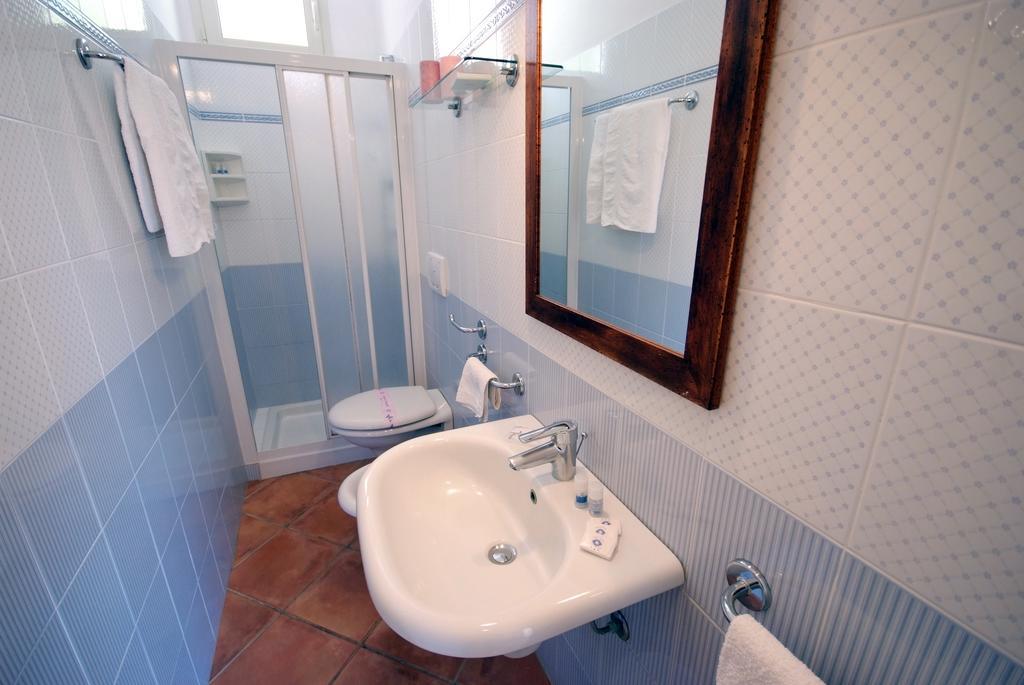Casa Vacanze Dino Apartment Каполивери Екстериор снимка